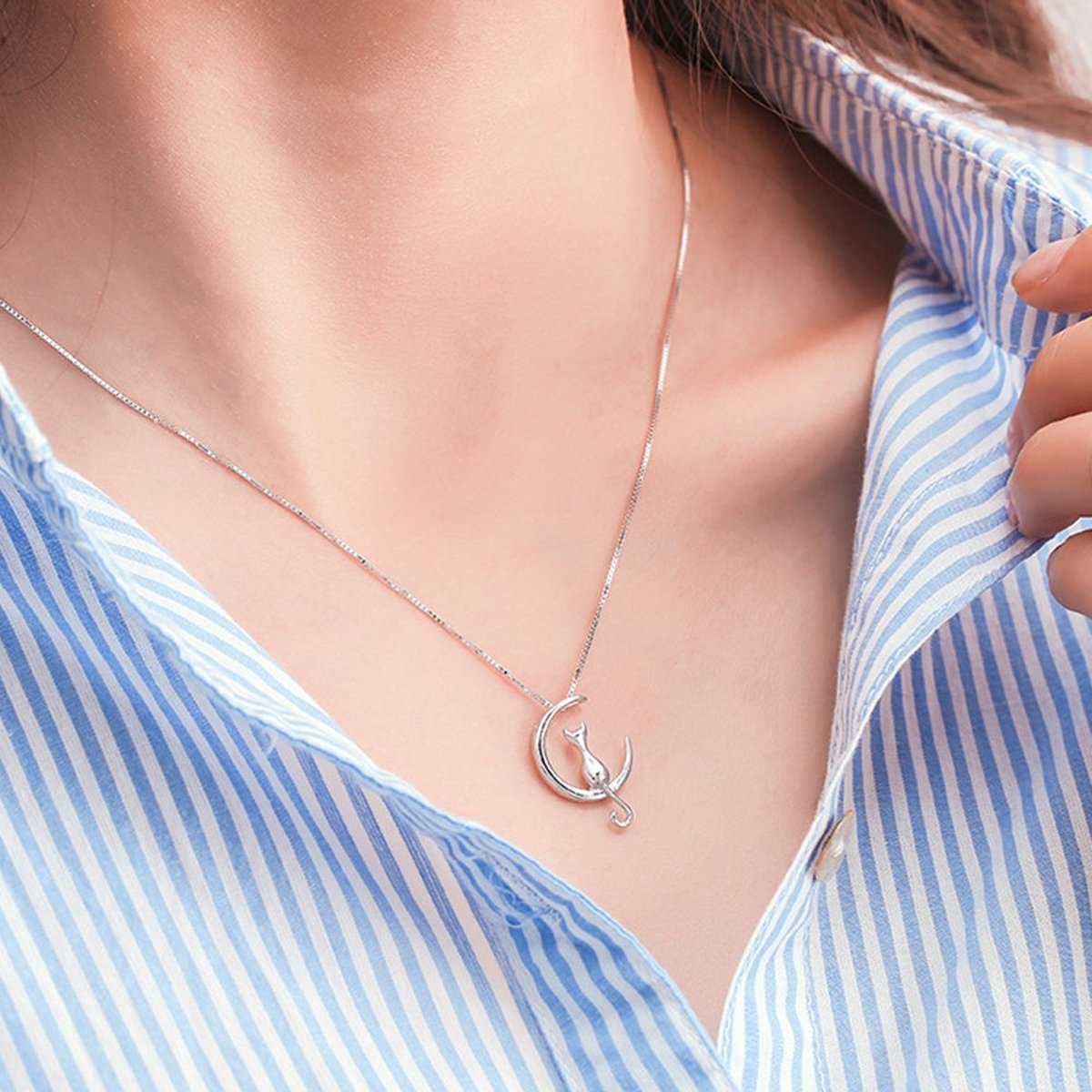 Cat Moon Pendant Necklace