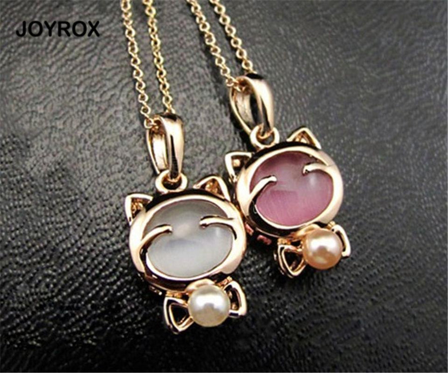 Women Cat Pendant Necklace